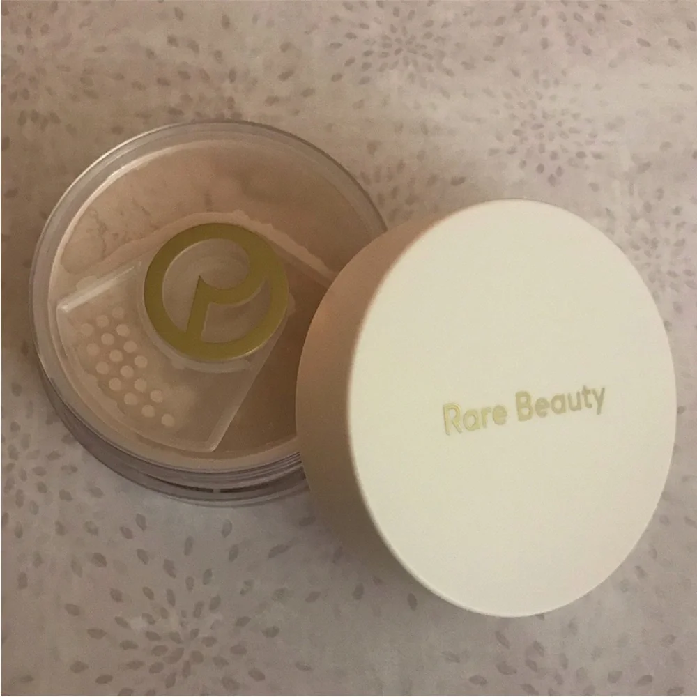 Rare Beauty Always an Optimist Soft Radiance Setting Powder in Light, 10 g